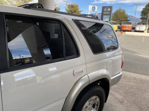 2000 Toyota 4Runner SR5