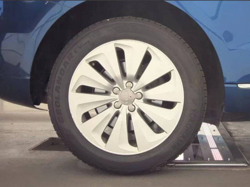 2014 Audi Q5 Hybrid 2.0T quattro Prestige