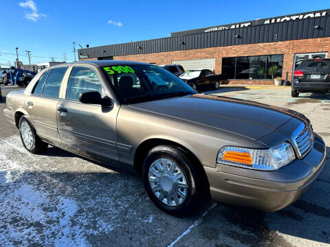 2004 Ford Crown Victoria for sale at Motor City Auto Auction in Fraser MI