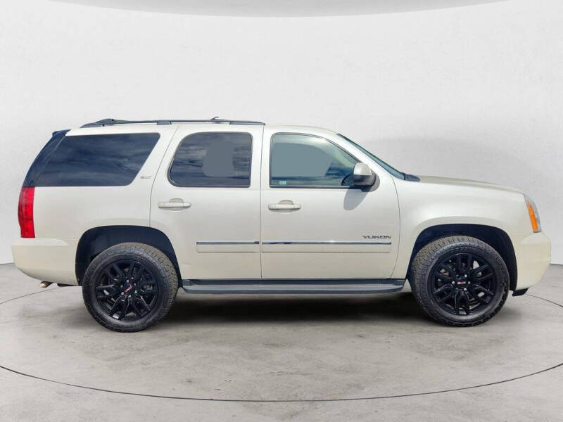 2011 GMC Yukon SLT