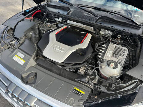 2018 Audi SQ5 3.0T quattro Premium Plus