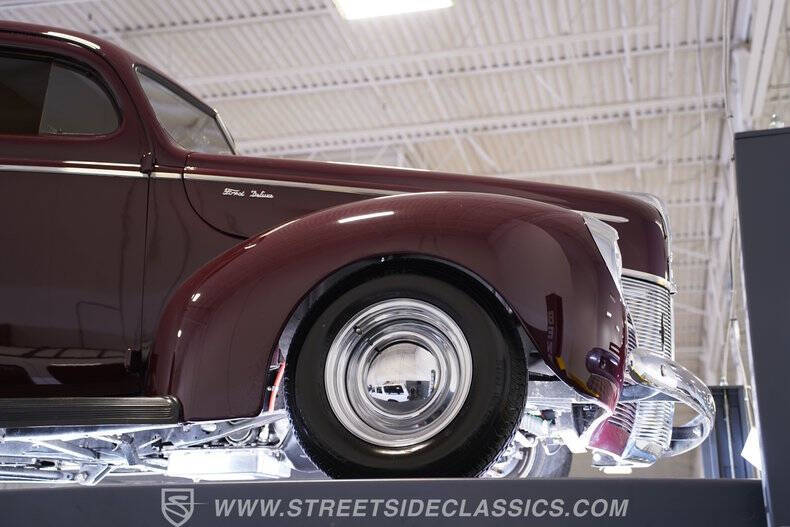 1940 Ford Deluxe