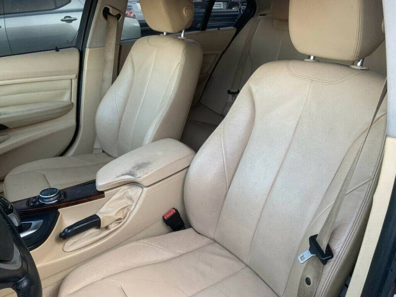 2014 BMW 3 Series 328i