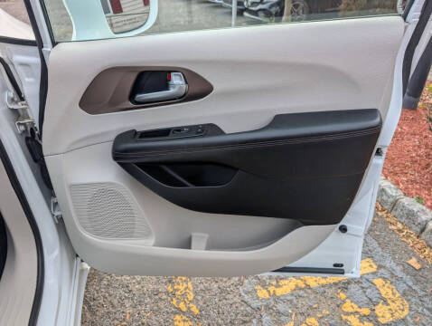 2018 Chrysler Pacifica Touring L