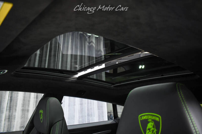 2020 Lamborghini Urus