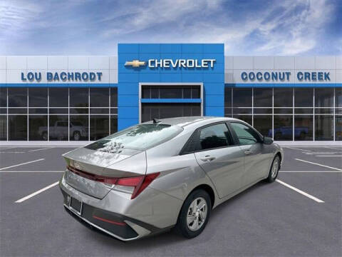 2024 Hyundai Elantra SE