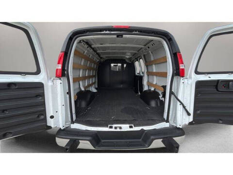 2024 GMC Savana 2500