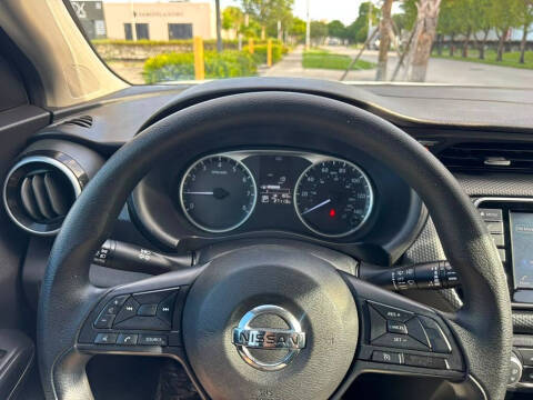 2024 Nissan Kicks S