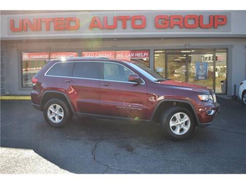 2017 Jeep Grand Cherokee for sale at United Auto Group in Putnam CT