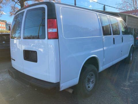 2019 Chevrolet Express 2500