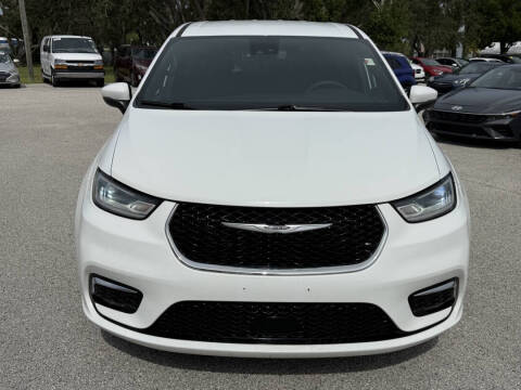 2023 Chrysler Pacifica Touring