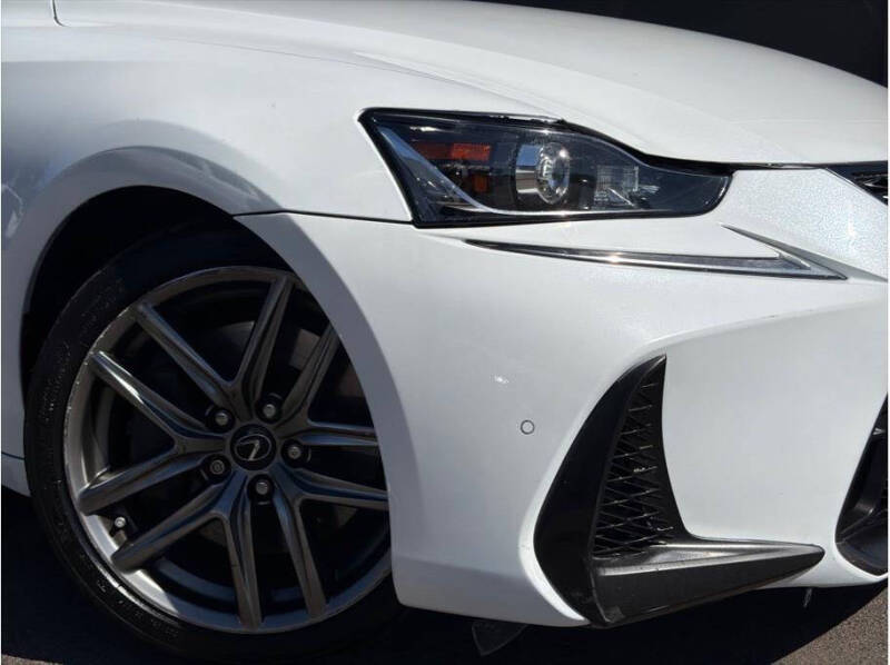 2018 Lexus IS 300
