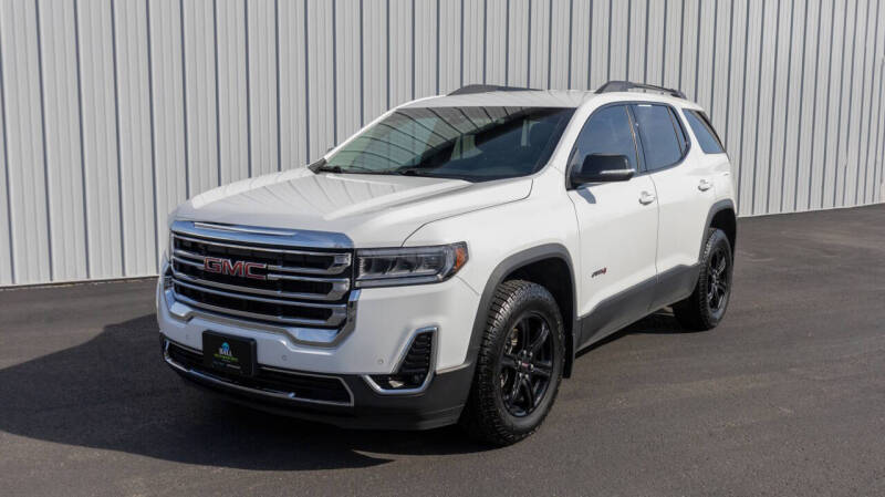 2023 GMC Acadia AT4