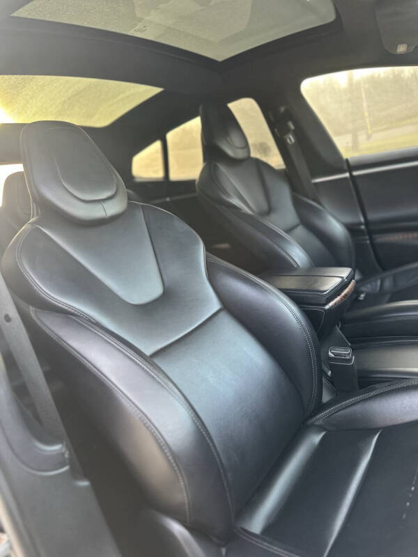 2017 Tesla Model S 75D