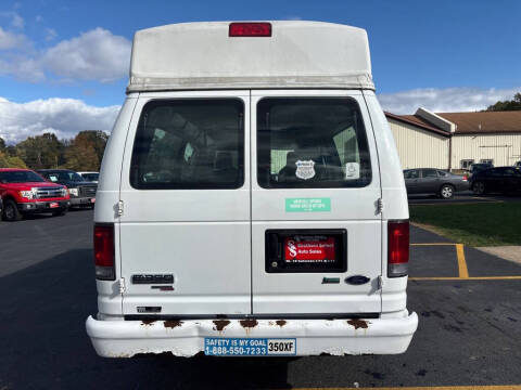 2013 Ford E-Series E-350 SD