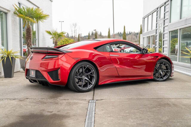 2017 Acura NSX 11