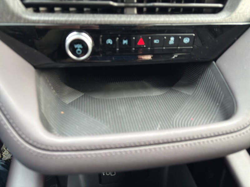 2026 Ford Escape Platinum