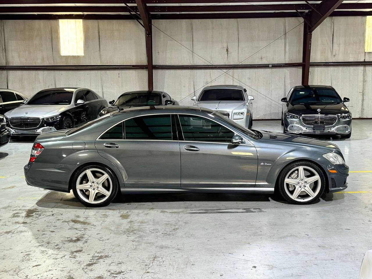 2008 Mercedes-Benz S-Class for sale at Carnival Car Company in Victoria, TX