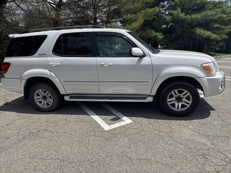 2005 Toyota Sequoia Limited