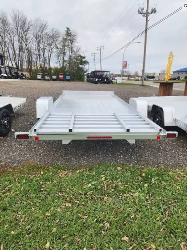 2025 Bear Track BTU80168F