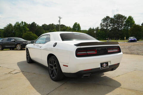 2022 Dodge Challenger SXT