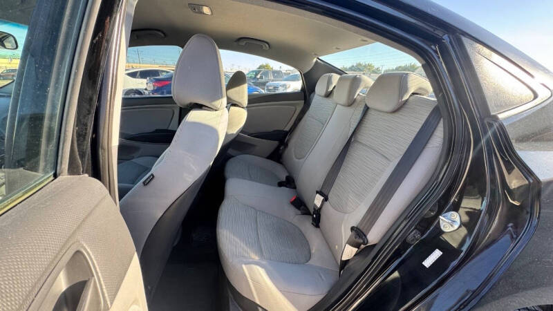 2017 Hyundai Accent SE