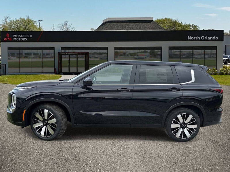 2026 Mitsubishi Outlander SE