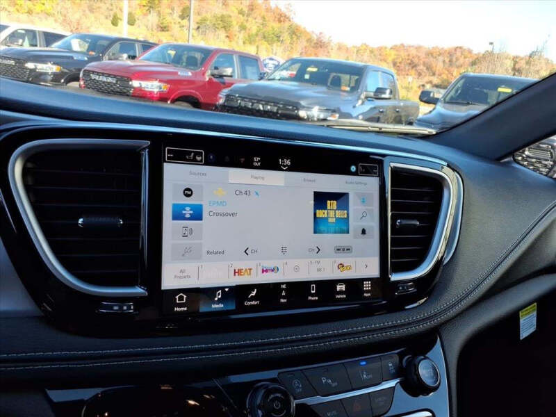 2026 Chrysler Pacifica Limited