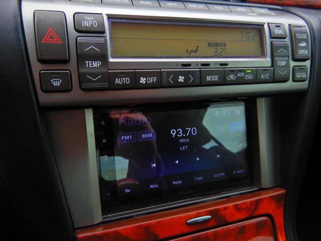 2004 Lexus SC 430