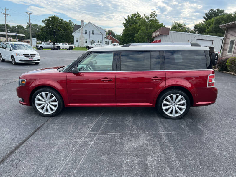 2013 Ford Flex for sale at Snyders Auto Sales in Harrisonburg VA