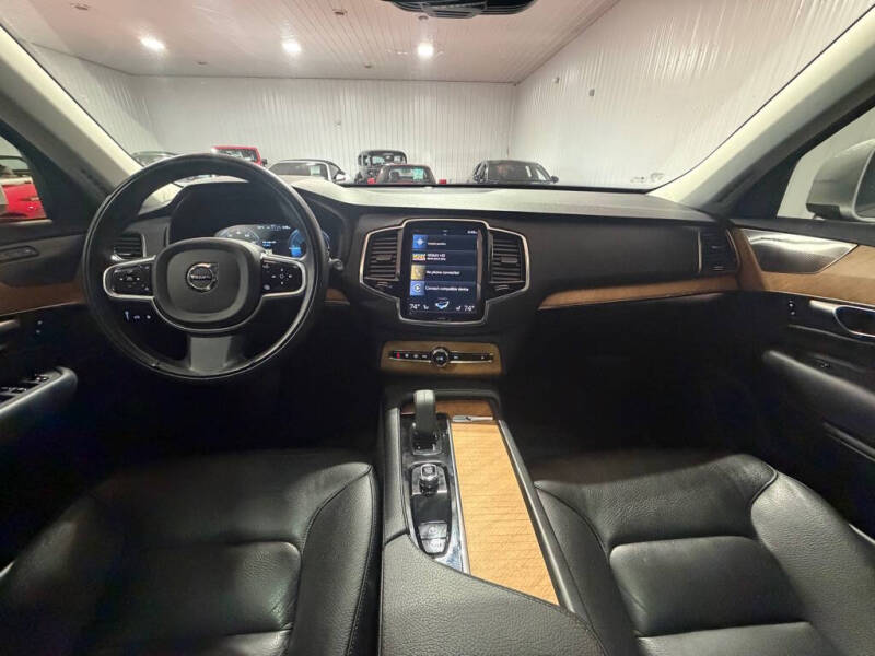 2022 Volvo XC90 Recharge T8 Inscription Expression 6P