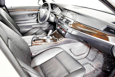 2013 BMW 5 Series 528i xDrive