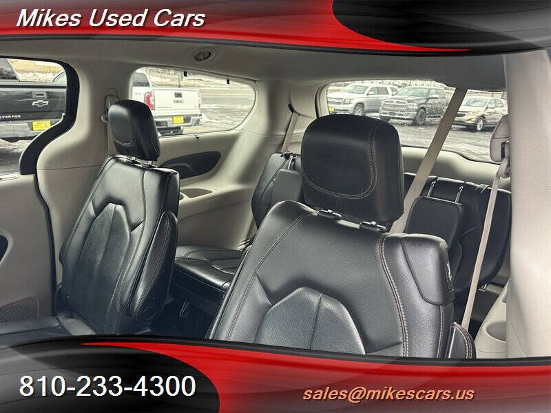 2020 Chrysler Pacifica Touring L