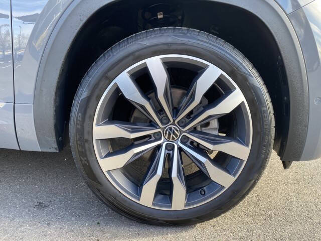 2022 Volkswagen Atlas Cross Sport V6 SEL Premium R-Line 4Motion
