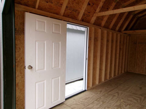 10 x 20 lofted barn w/garage pkg