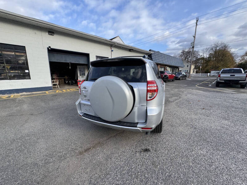 2009 Toyota RAV4 Sport