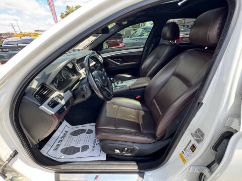 2015 BMW 5 Series 528i