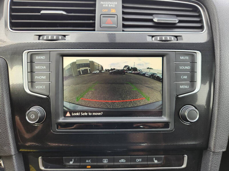 2016 Volkswagen Golf GTI SE