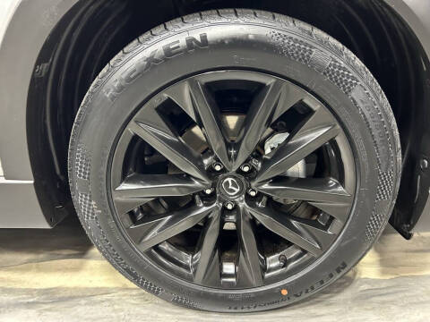 2023 Mazda CX-9 Touring Plus