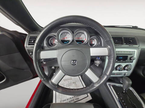 2009 Dodge Challenger SE