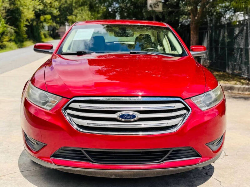 2015 Ford Taurus SEL