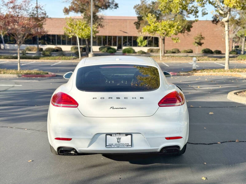 2015 Porsche Panamera