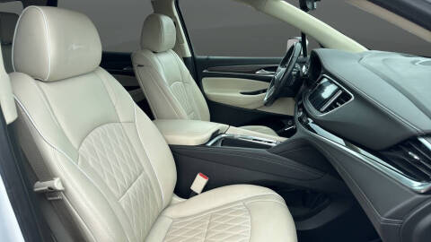 2022 Buick Enclave Avenir