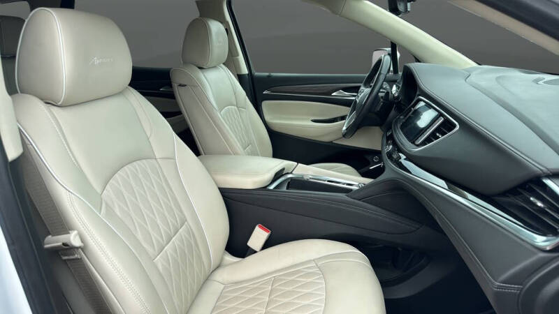 2022 Buick Enclave Avenir