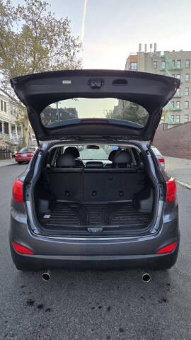 2015 Hyundai Tucson SE