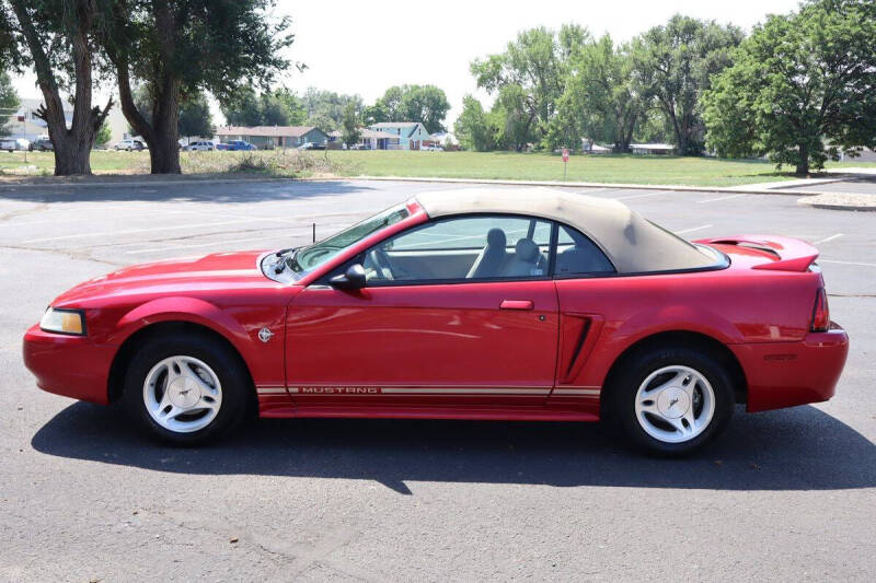 1999 Ford Mustang