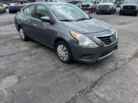 2019 Nissan Versa SV