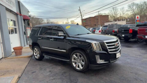 2017 Cadillac Escalade Luxury