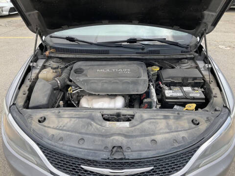 2015 Chrysler 200 C