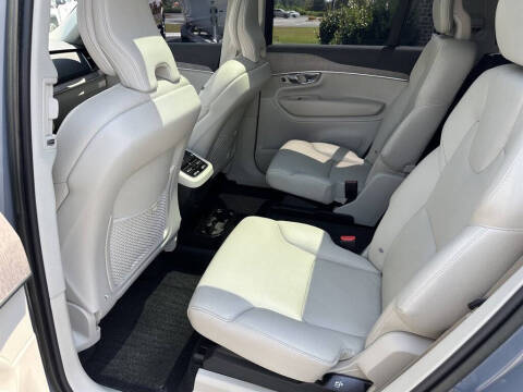 2023 Volvo XC90 B6 Plus Bright Theme 6P